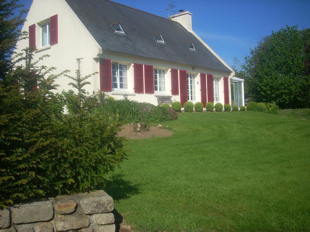 Chambres D'Hotes Kergollay Lanhouarneau Esterno foto